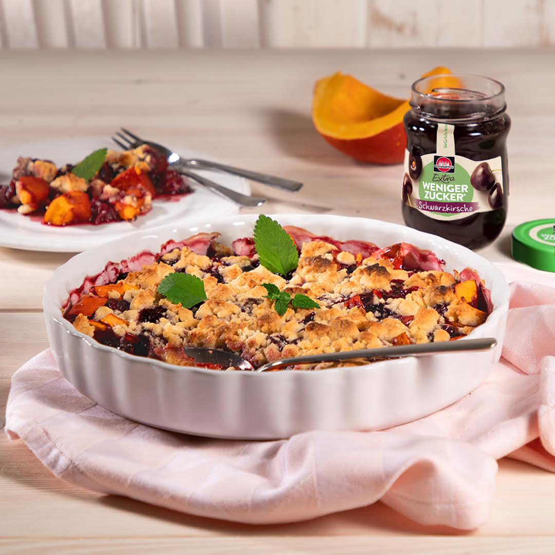 Kirsch-Crumble mit Kürbis